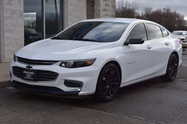 Used 2018 Chevrolet Malibu LT image 18