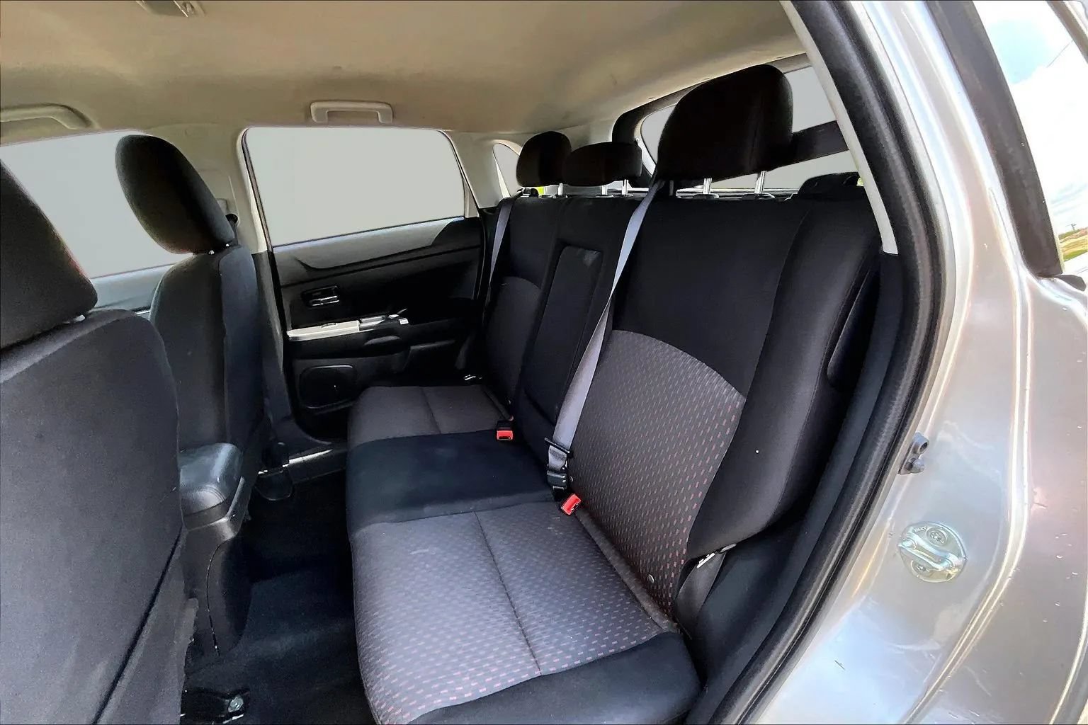 Used 2019 Mitsubishi Outlander Sport ES FWD image 22