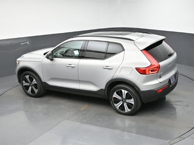 Used 2023 Volvo XC40 Recharge Plus AWD/4WD image 42