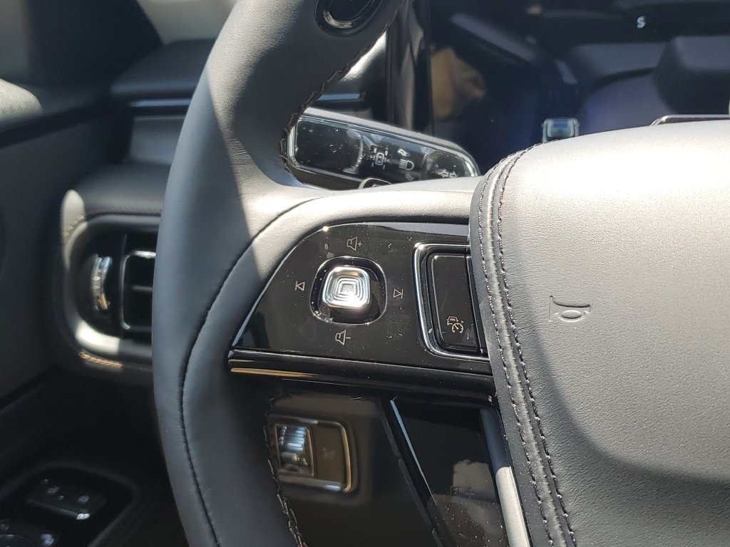 New 2026 Lincoln Aviator 2WD image 26
