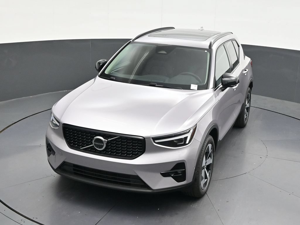 New 2026 Volvo XC40 B5 Plus w/ Protection Package Premier AWD/4WD image 20