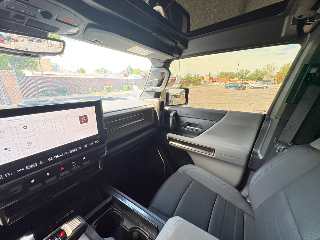 Used 2024 GMC Hummer EV 3X w/ LPO, Roof Cross Rail Package AWD/4WD image 31
