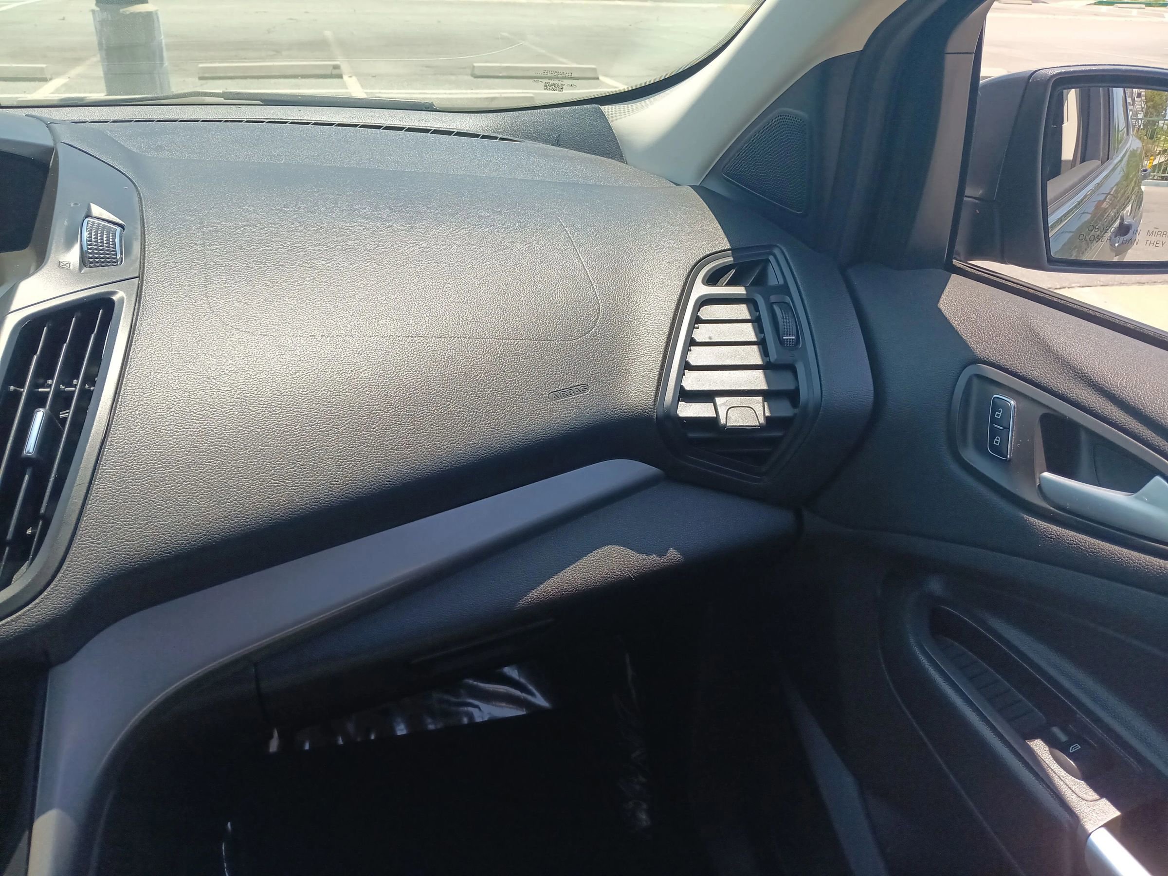 Used 2016 Ford Escape SE image 23