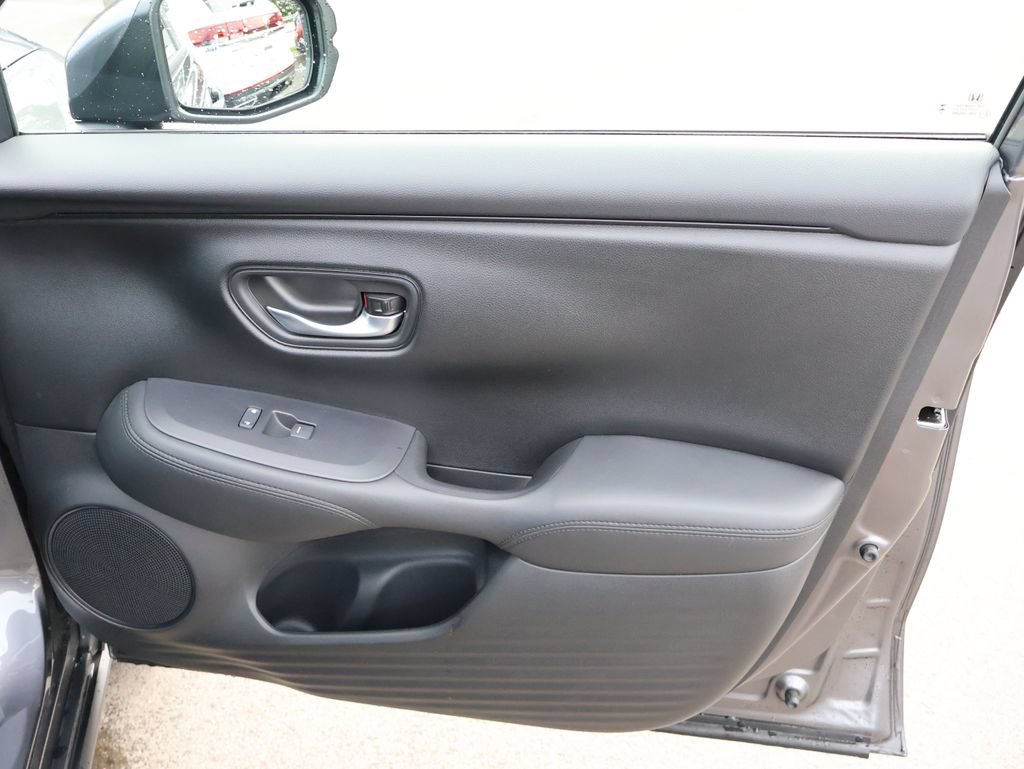 Certified 2024 Honda HR-V LX image 11