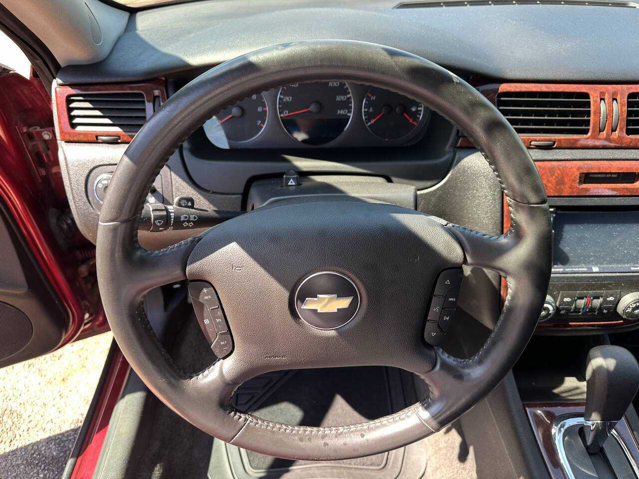 Used 2008 Chevrolet Impala LT w/ Luxury Edition Package FWD image 28
