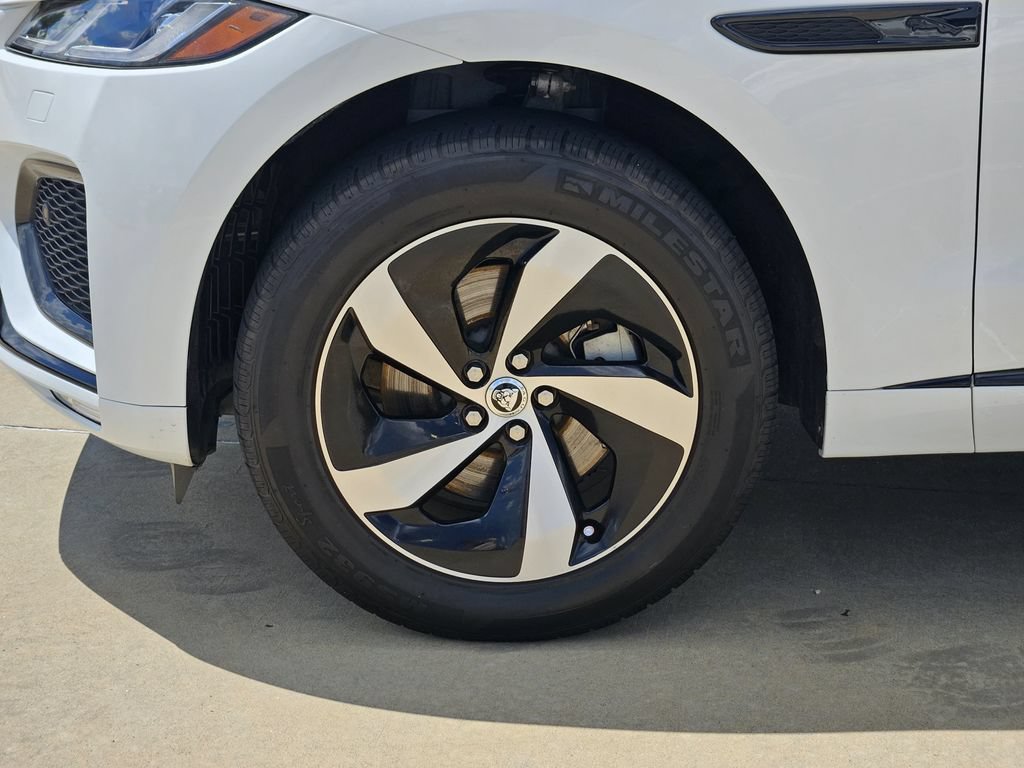 Used 2025 Jaguar F-PACE R-Dynamic S AWD/4WD image 12