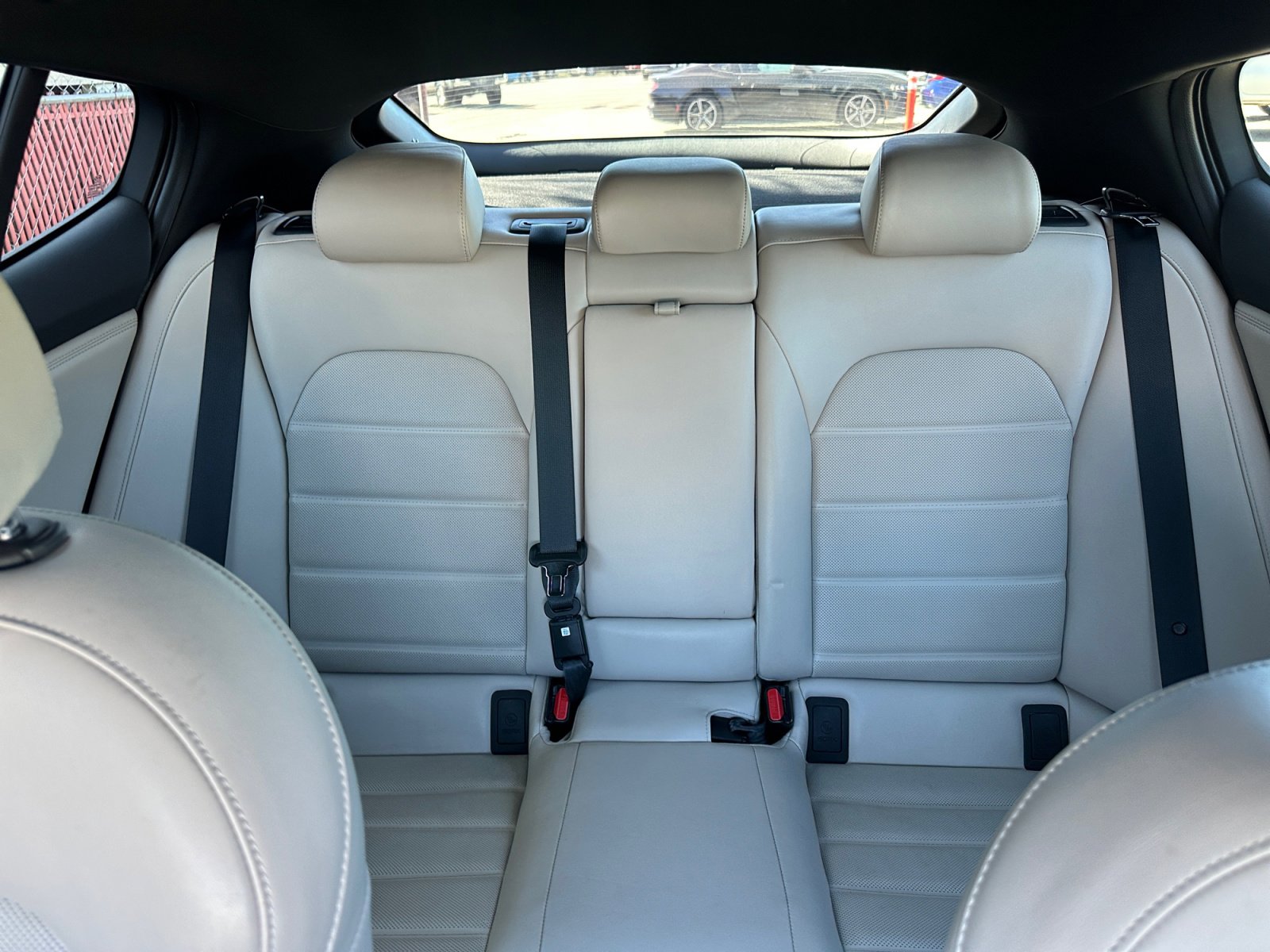 Used 2018 Kia Stinger GT2 image 24