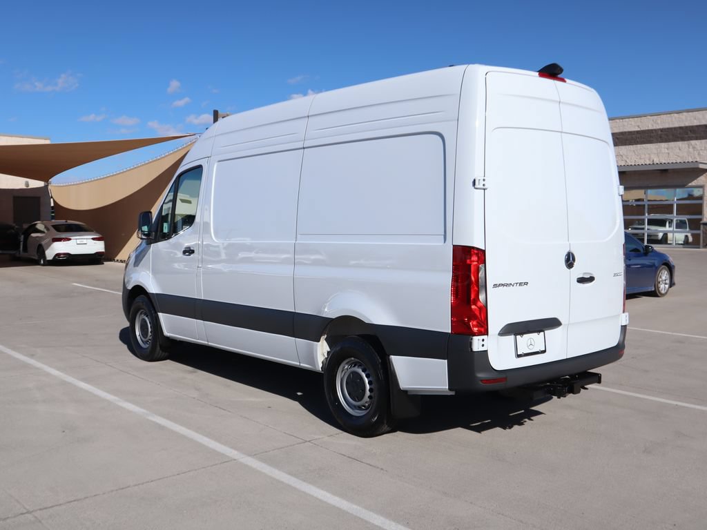 Used 2025 Mercedes-Benz Sprinter 2500 image 7