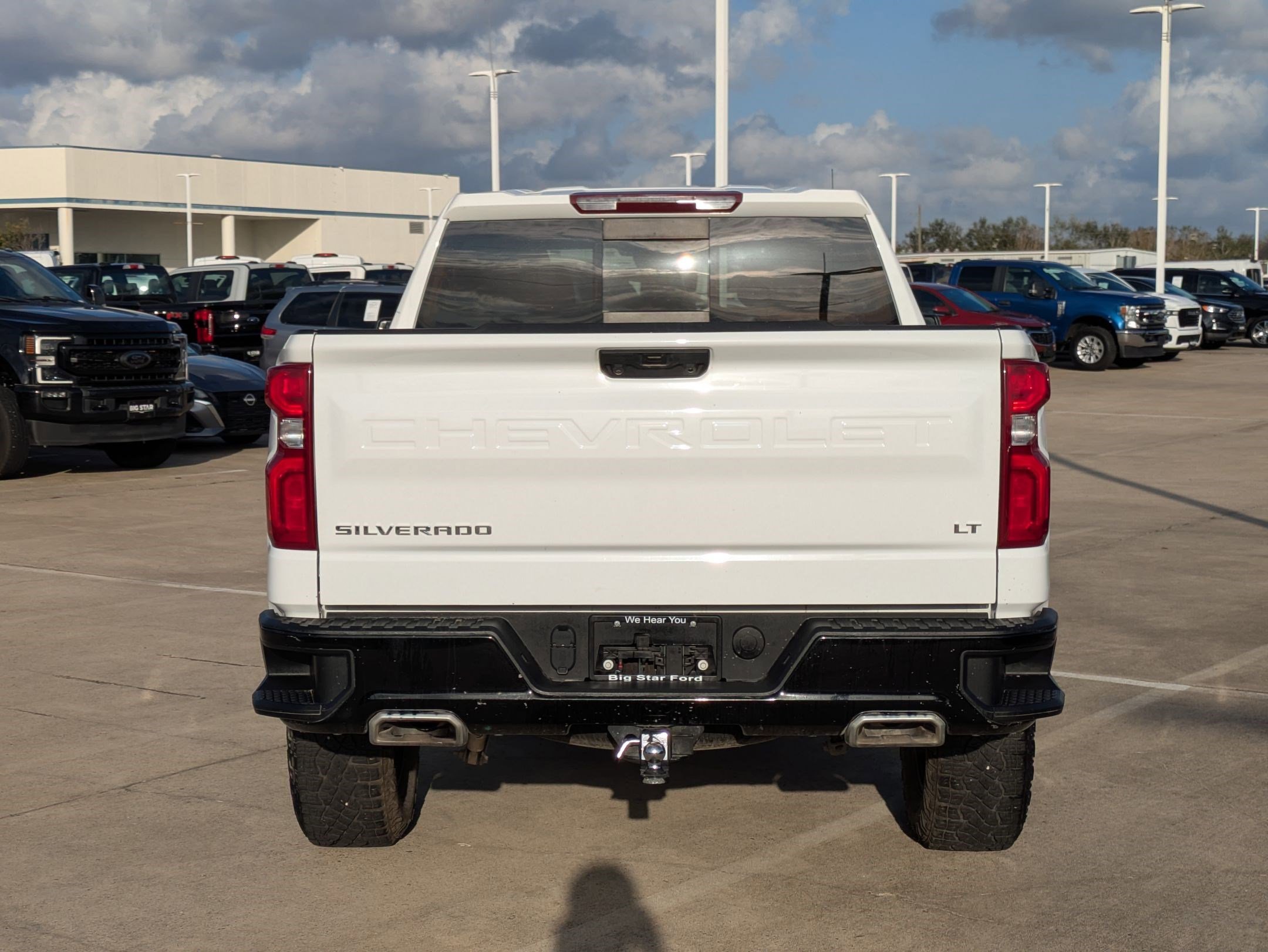 Used 2023 Chevrolet Silverado 1500 LT Trail Boss w/ Convenience Package II image 5