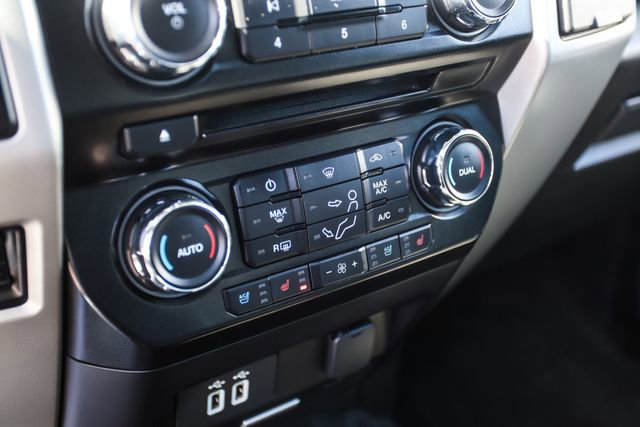 Used 2017 Ford F350 Lariat w/ Lariat Ultimate Package image 16