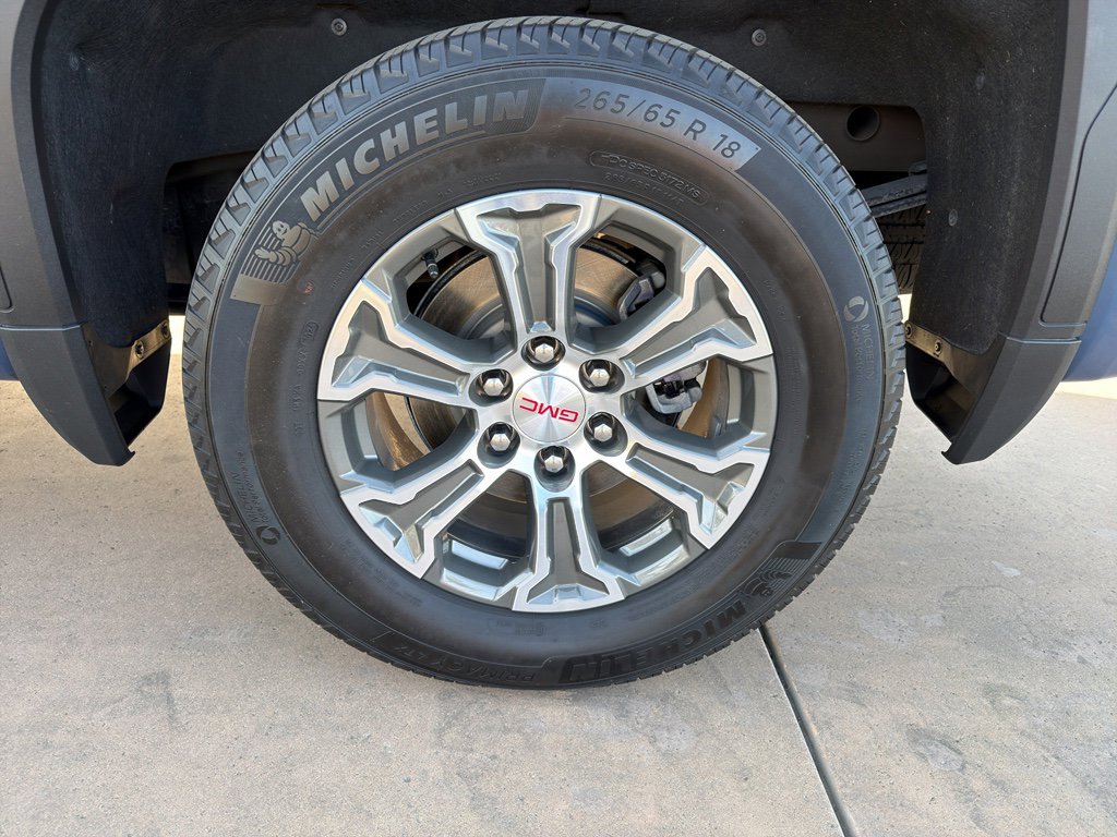 Used 2024 GMC Sierra 1500 SLT image 7