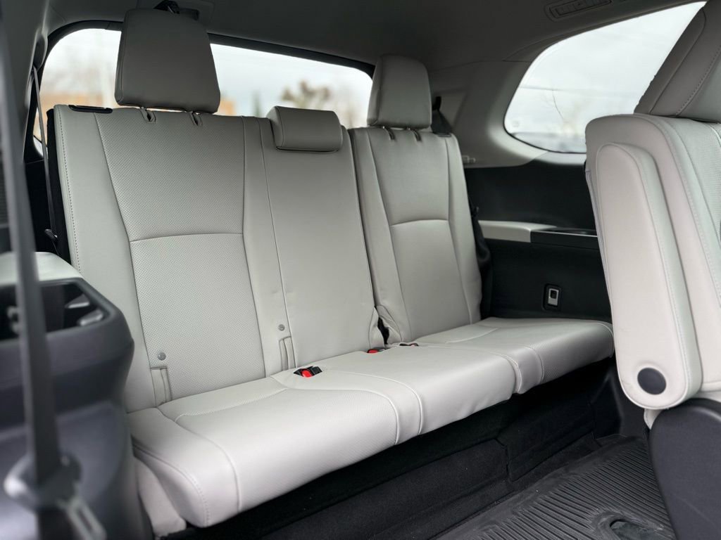 Certified 2025 Toyota Grand Highlander Limited image 21