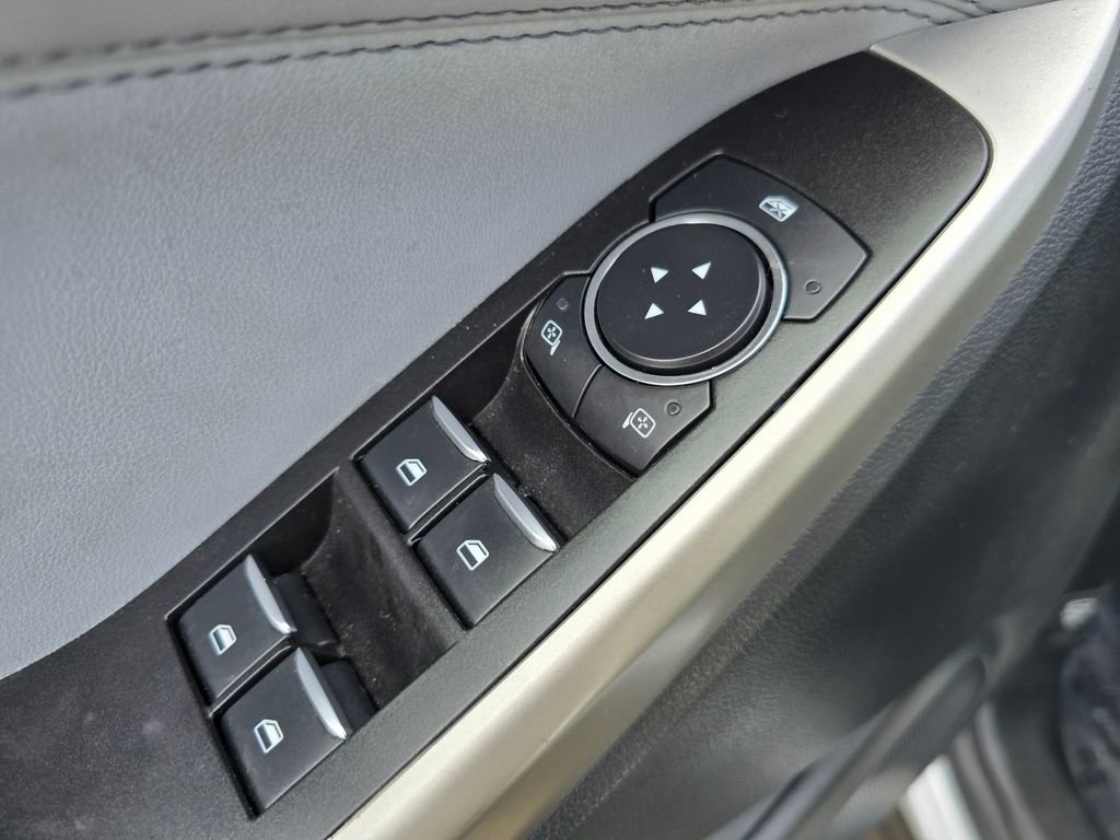 Used 2022 Ford Explorer XLT w/ Equipment Group 202A image 17