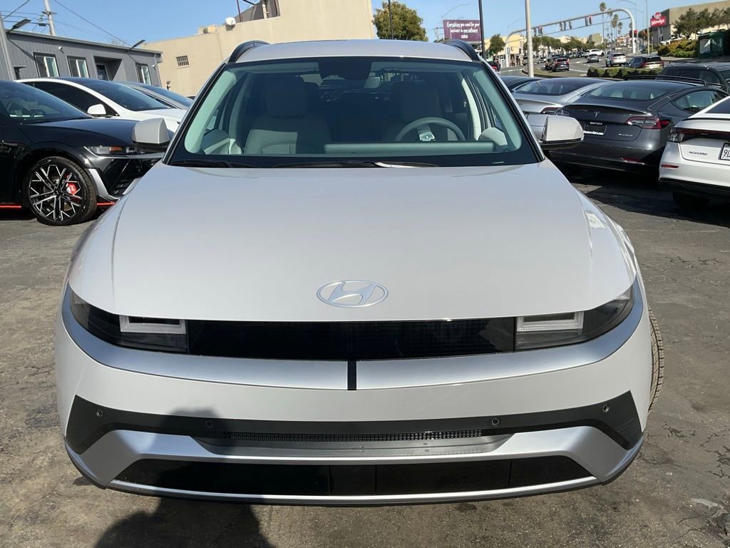 Used 2025 Hyundai Ioniq 5 SEL image 2