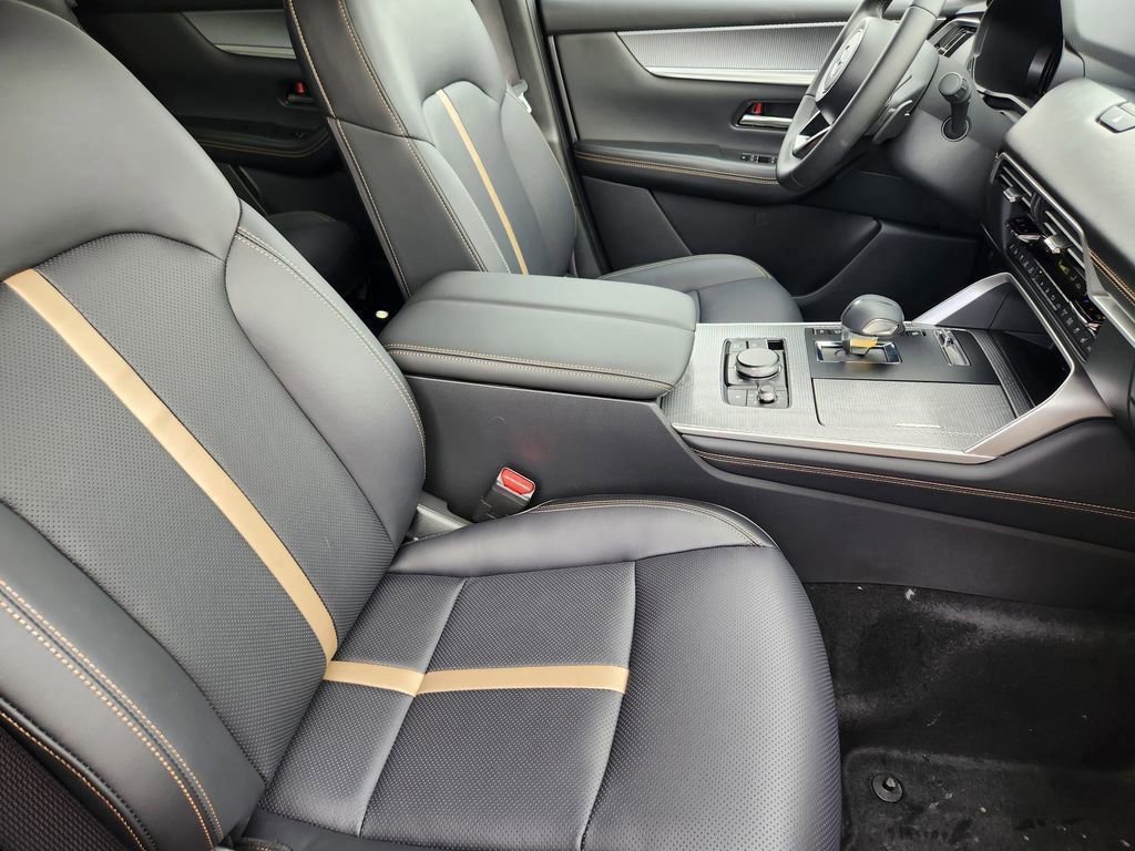 New 2026 MAZDA CX-90 Plug-In Hybrid w/ Premium Plus AWD/4WD image 5