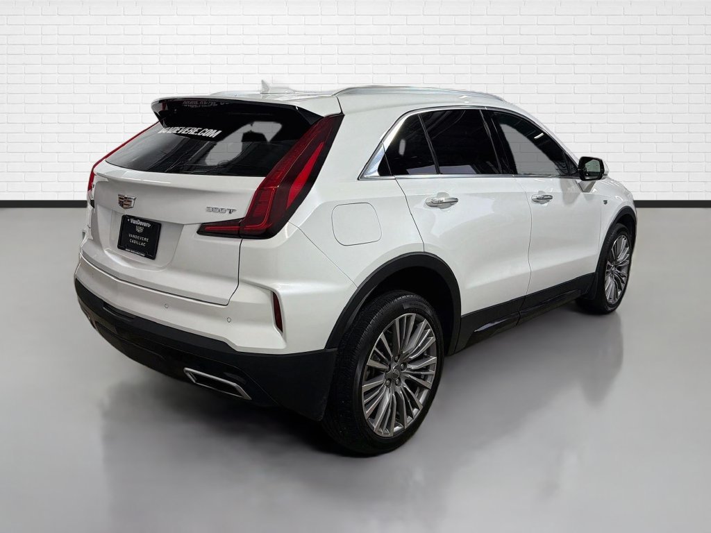Certified 2024 Cadillac XT4 Premium Luxury AWD/4WD image 9