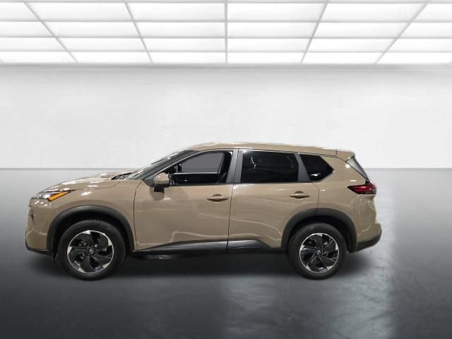 Used 2024 Nissan Rogue SV AWD/4WD image 7