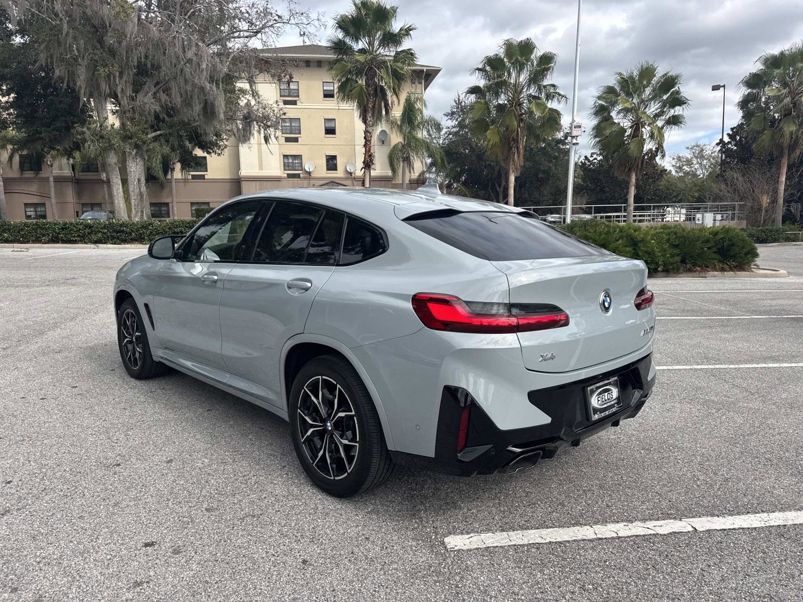 Used 2024 BMW X4 M40i image 6