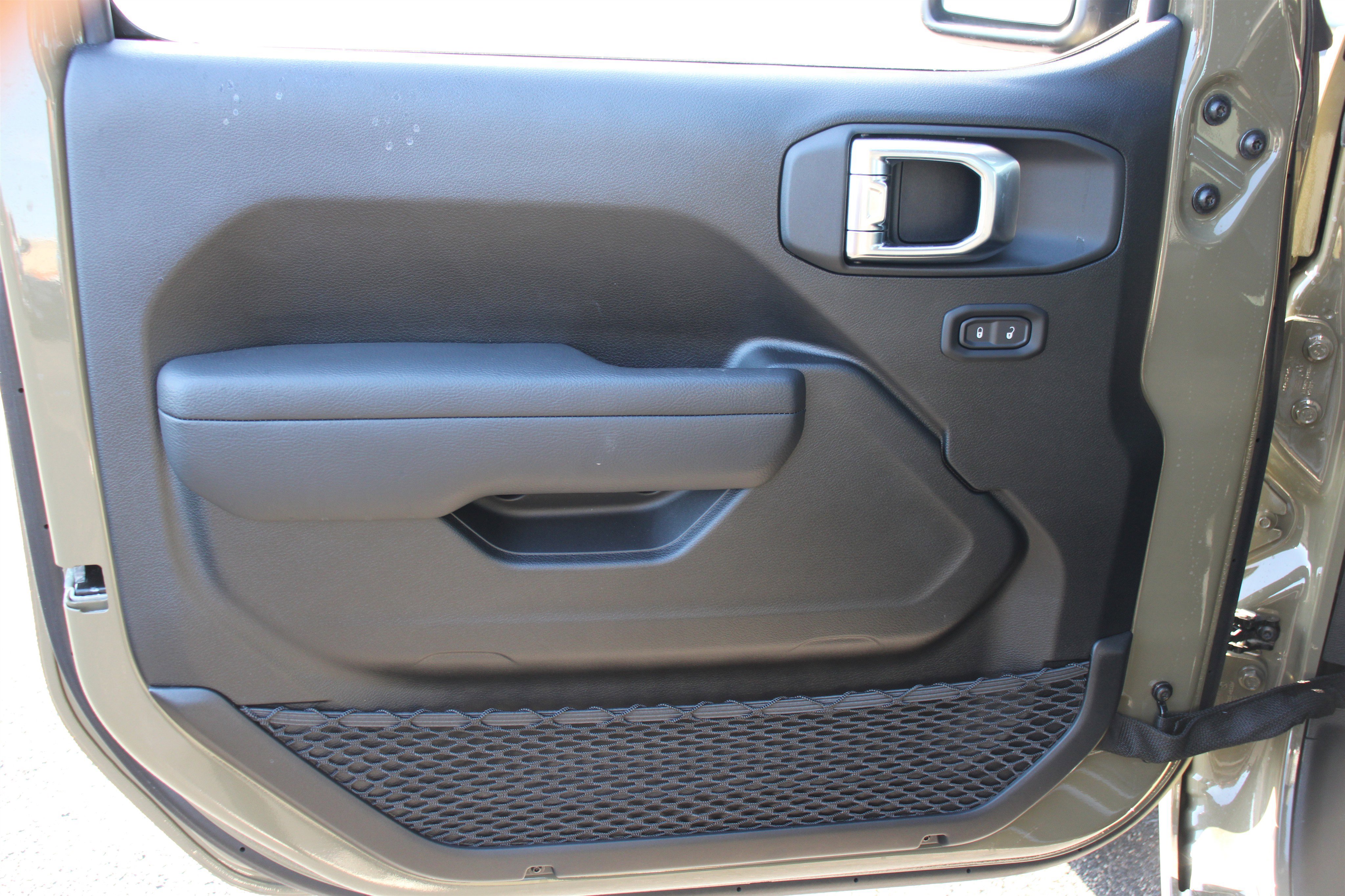 New 2026 Jeep Gladiator Sport image 6