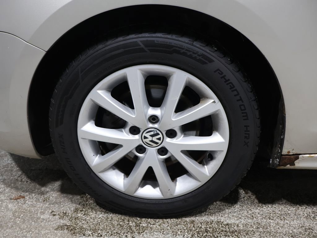 Used 2013 Volkswagen Jetta SE image 8