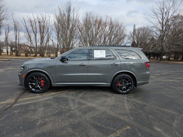 Used 2023 Dodge Durango R/T w/ Tow 'N Go Package image 2