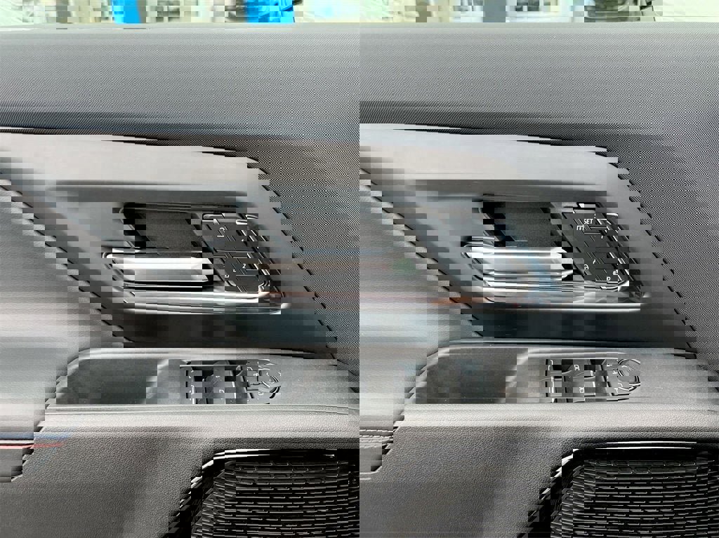 New 2024 Chevrolet Silverado EV RST image 19