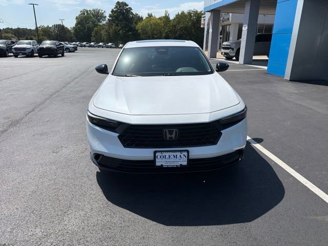 Used 2023 Honda Accord Sport image 4