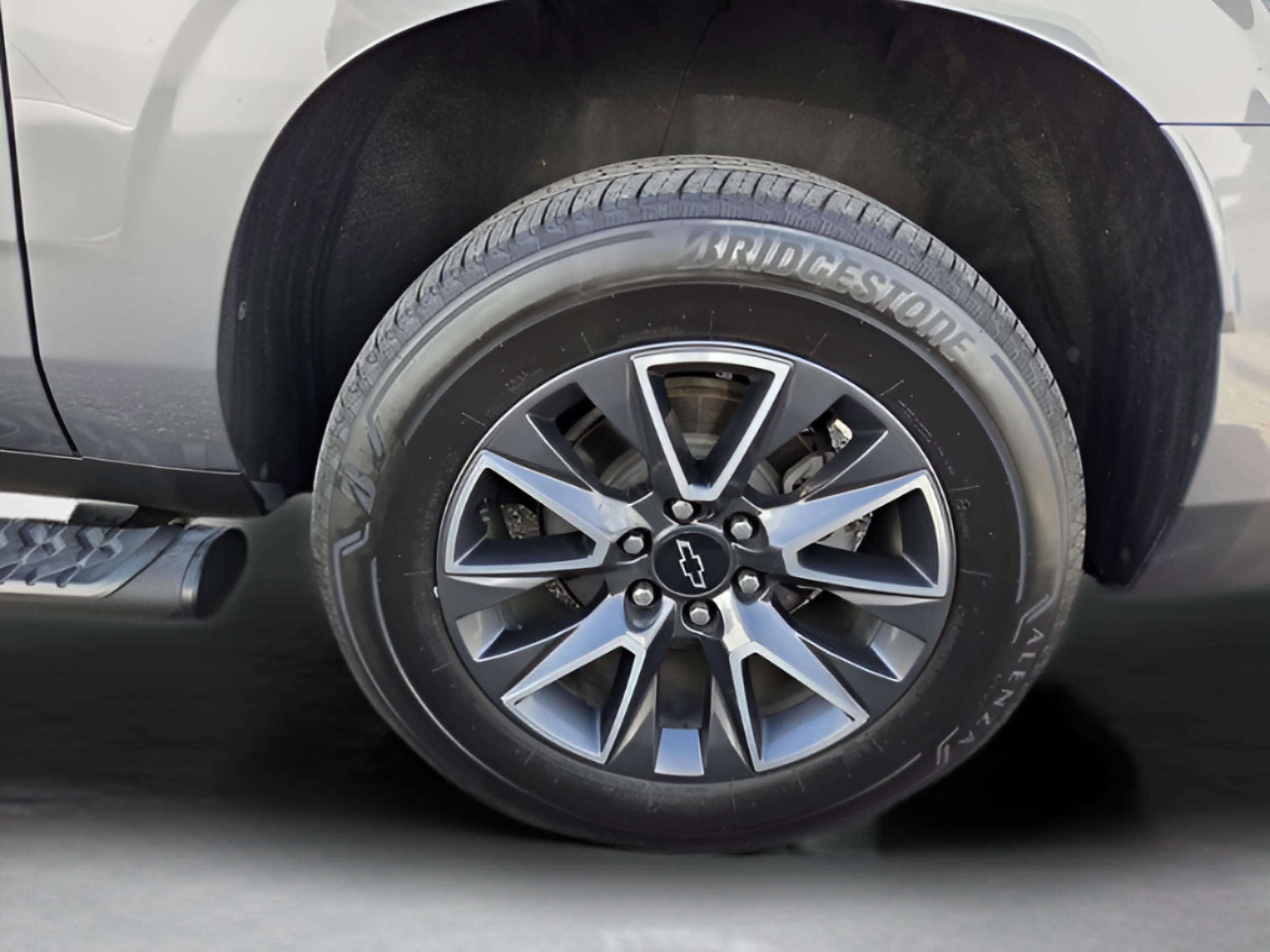 Used 2021 Chevrolet Suburban Z71 w/ Rear Media and Nav Package image 26