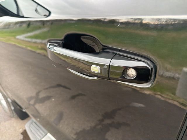 Used 2022 Chevrolet Silverado 1500 LT image 17