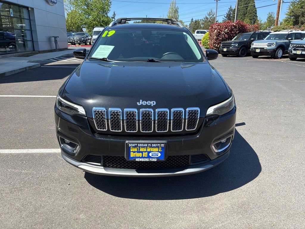 Used 2019 Jeep Cherokee Limited AWD/4WD image 3