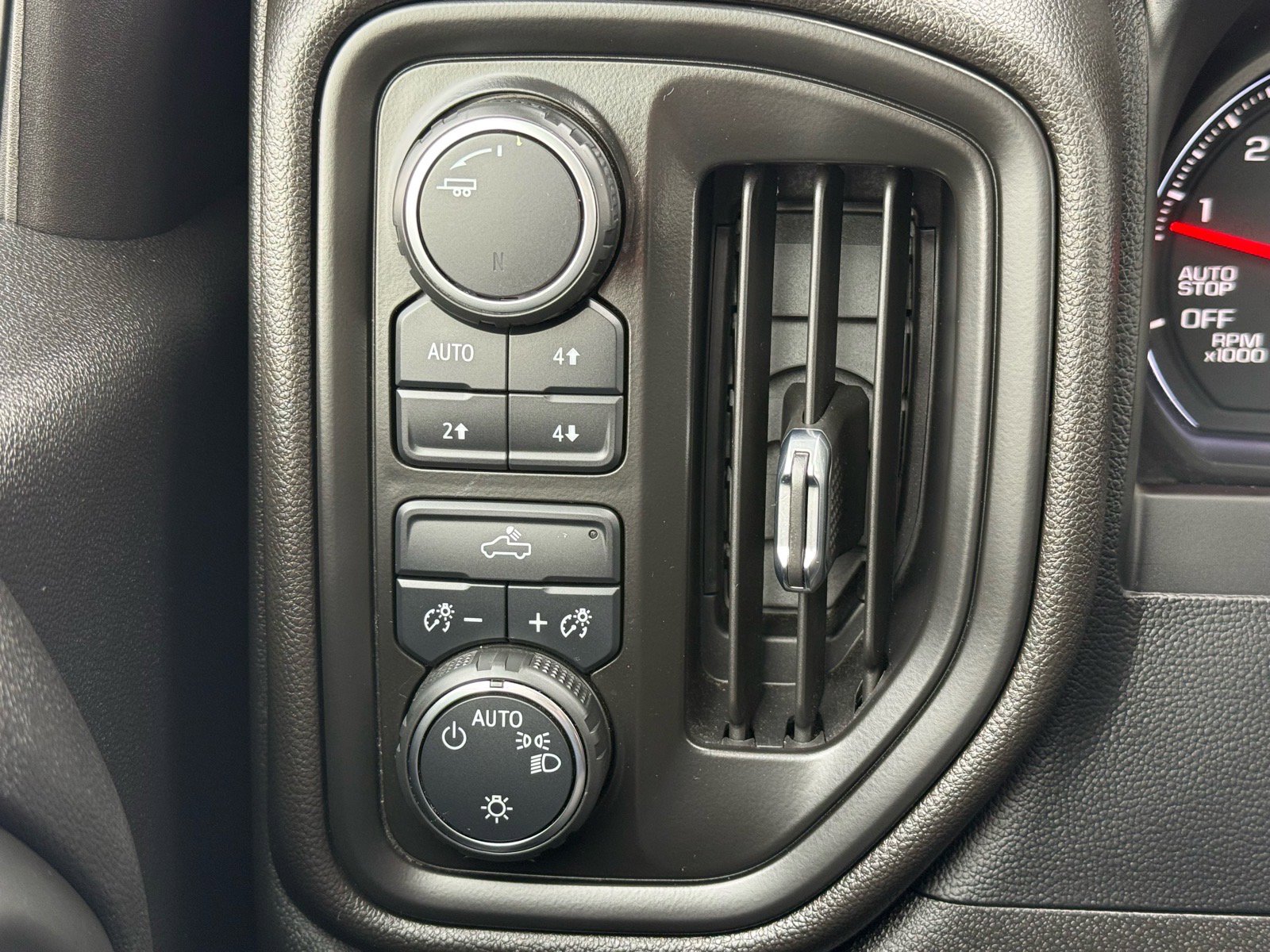 Used 2022 Chevrolet Silverado 1500 W/T w/ WT Value Package image 16