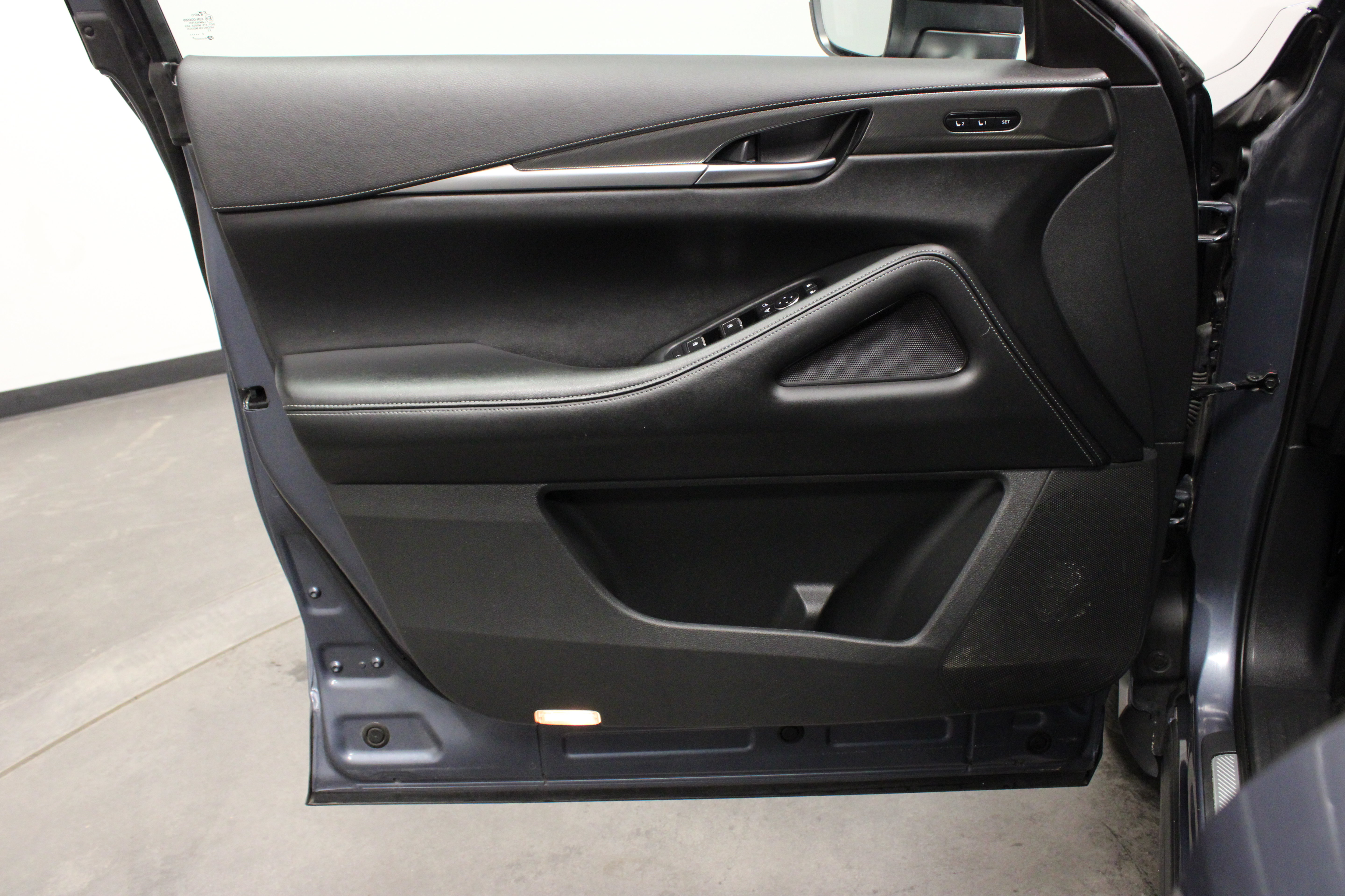 Used 2024 INFINITI QX60 Luxe AWD/4WD image 19