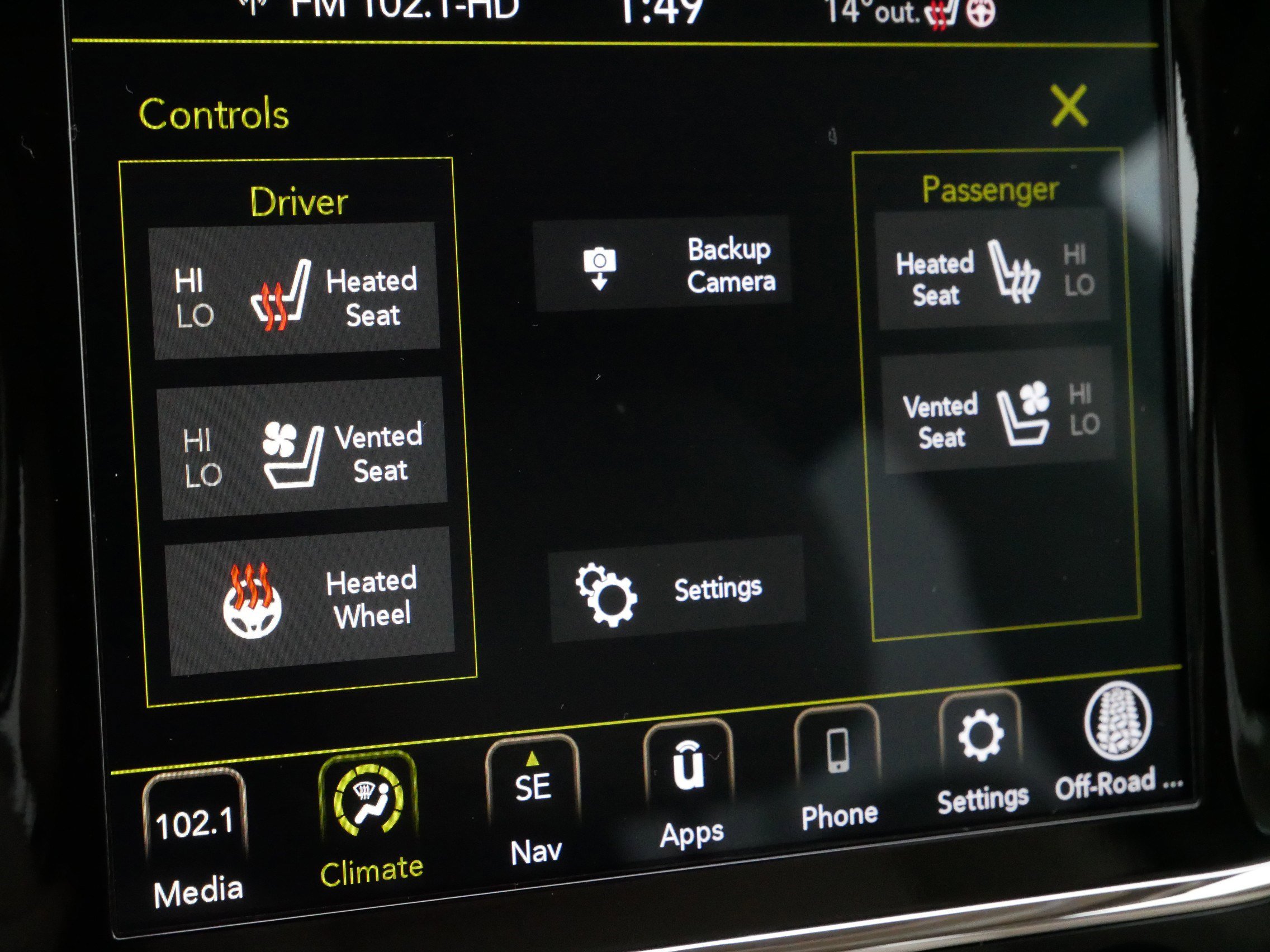 Used 2020 Jeep Grand Cherokee Limited w/ Luxury Group II image 29