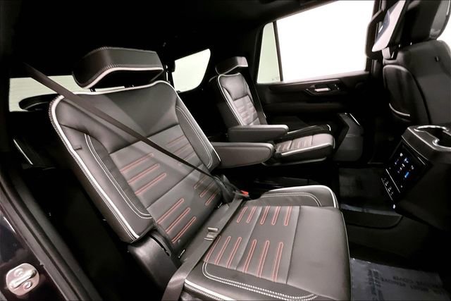 Used 2025 GMC Yukon AT4 Ultimate AWD/4WD image 26