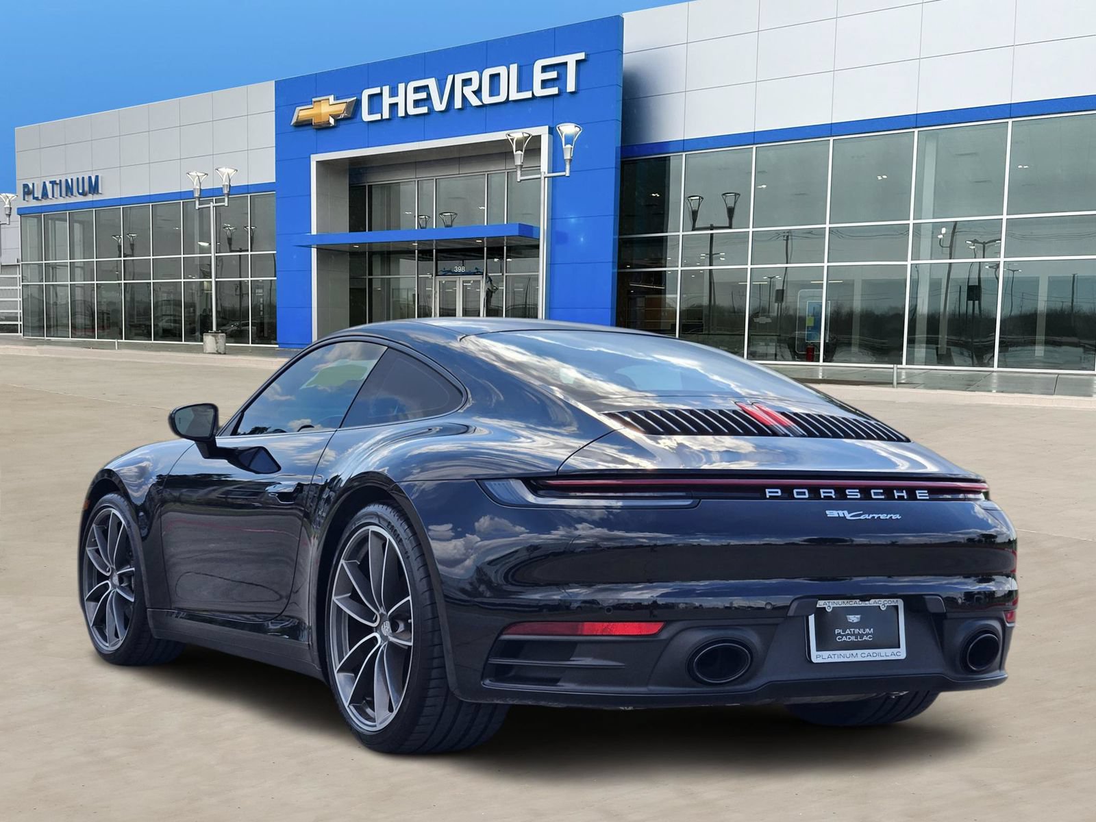 Used 2023 Porsche 911 Carrera T RWD image 4