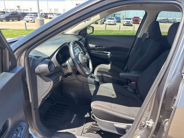 Used 2025 Nissan Kicks Play S FWD image 8