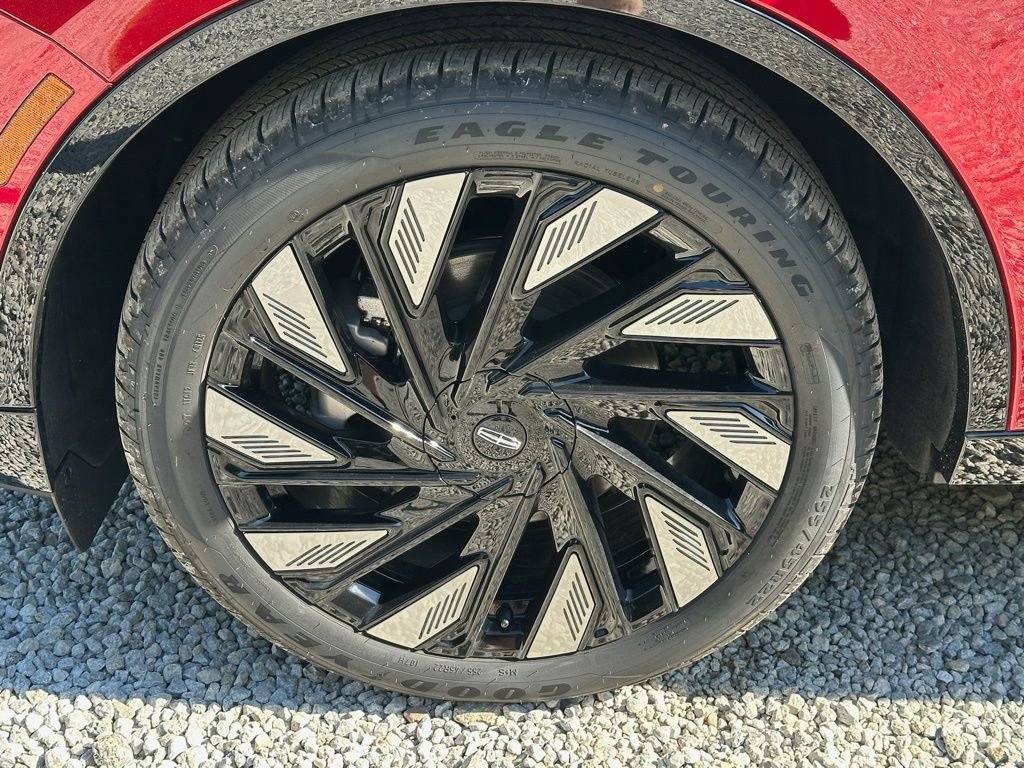 New 2026 Lincoln Nautilus Reserve AWD/4WD image 6
