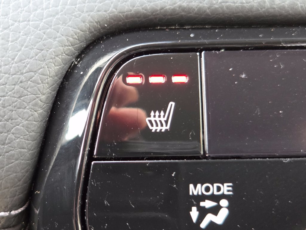 Certified 2024 Honda Pilot Touring image 9