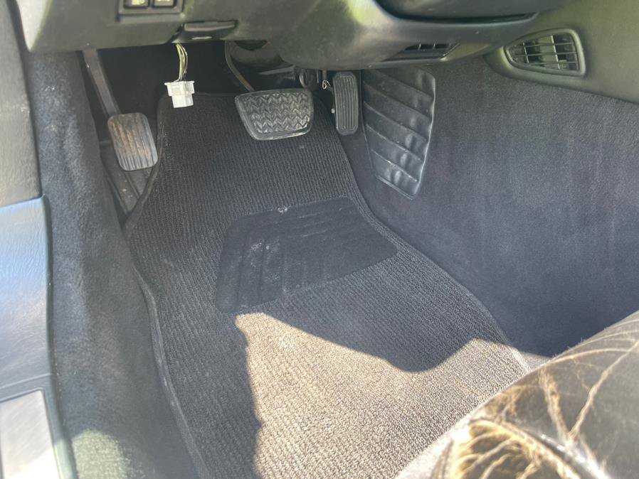 Used 2002 Lexus SC 430 Convertible image 36