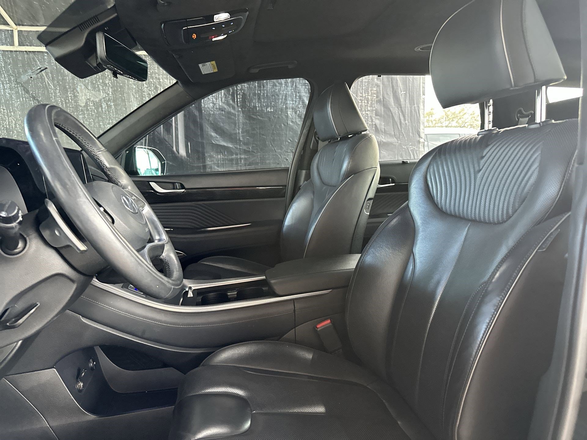 Used 2023 Hyundai Palisade Calligraphy image 13