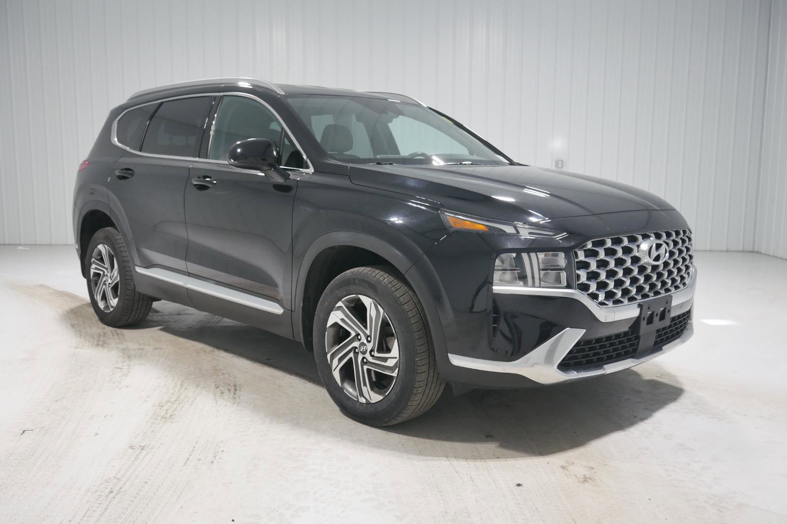 Used 2021 Hyundai Santa Fe SEL image 3