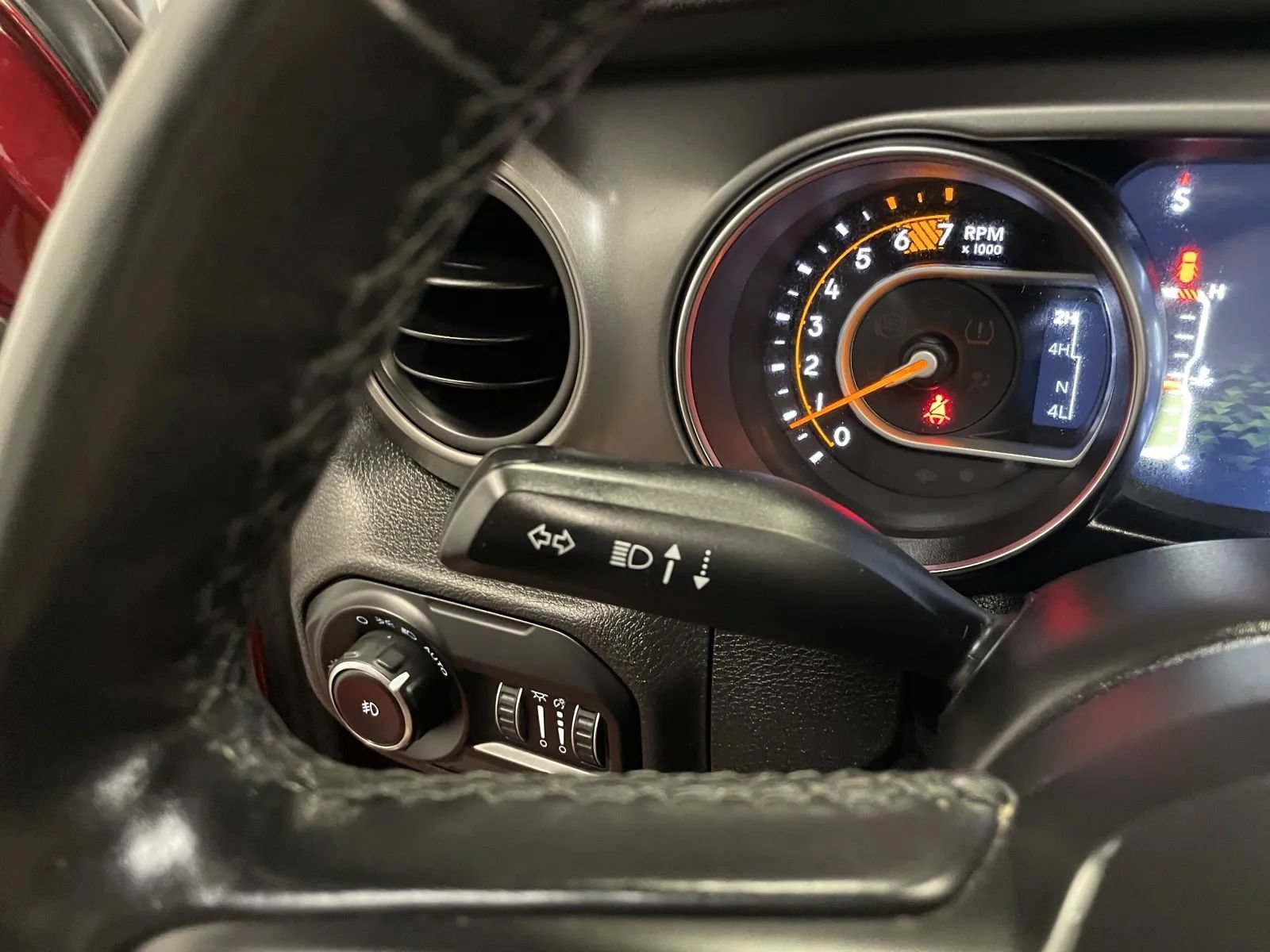 Used 2021 Jeep Wrangler Unlimited Sport AWD/4WD image 25