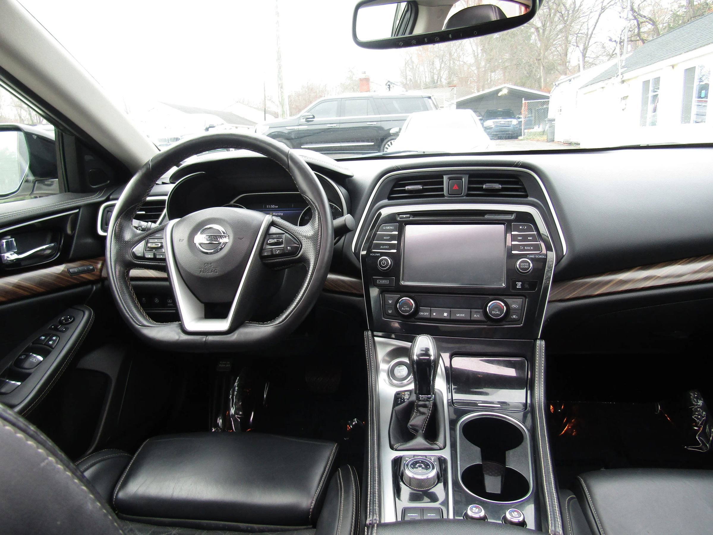 Used 2016 Nissan Maxima Platinum image 18