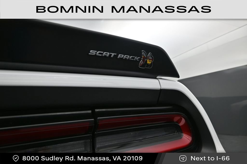 Used 2022 Dodge Challenger R/T Scat Pack RWD image 24