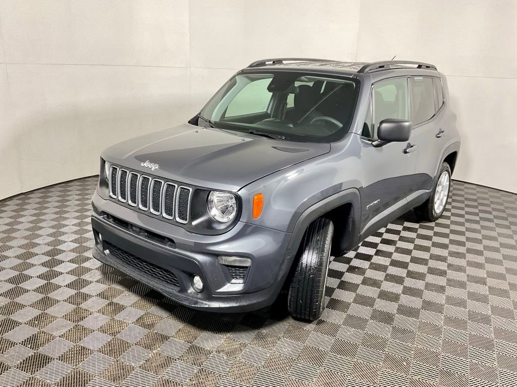 Used 2022 Jeep Renegade Latitude AWD/4WD image 11