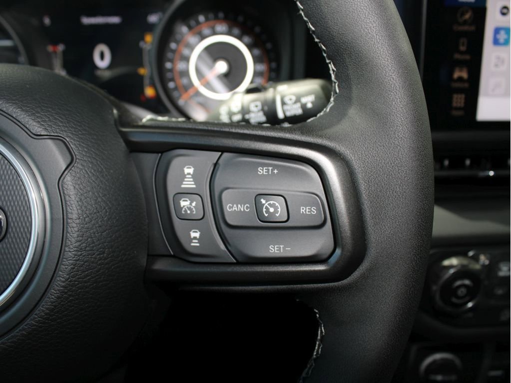 New 2025 Jeep Wrangler Unlimited Rubicon image 13