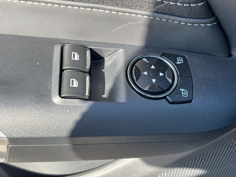 Used 2025 Ford Mustang Coupe image 16