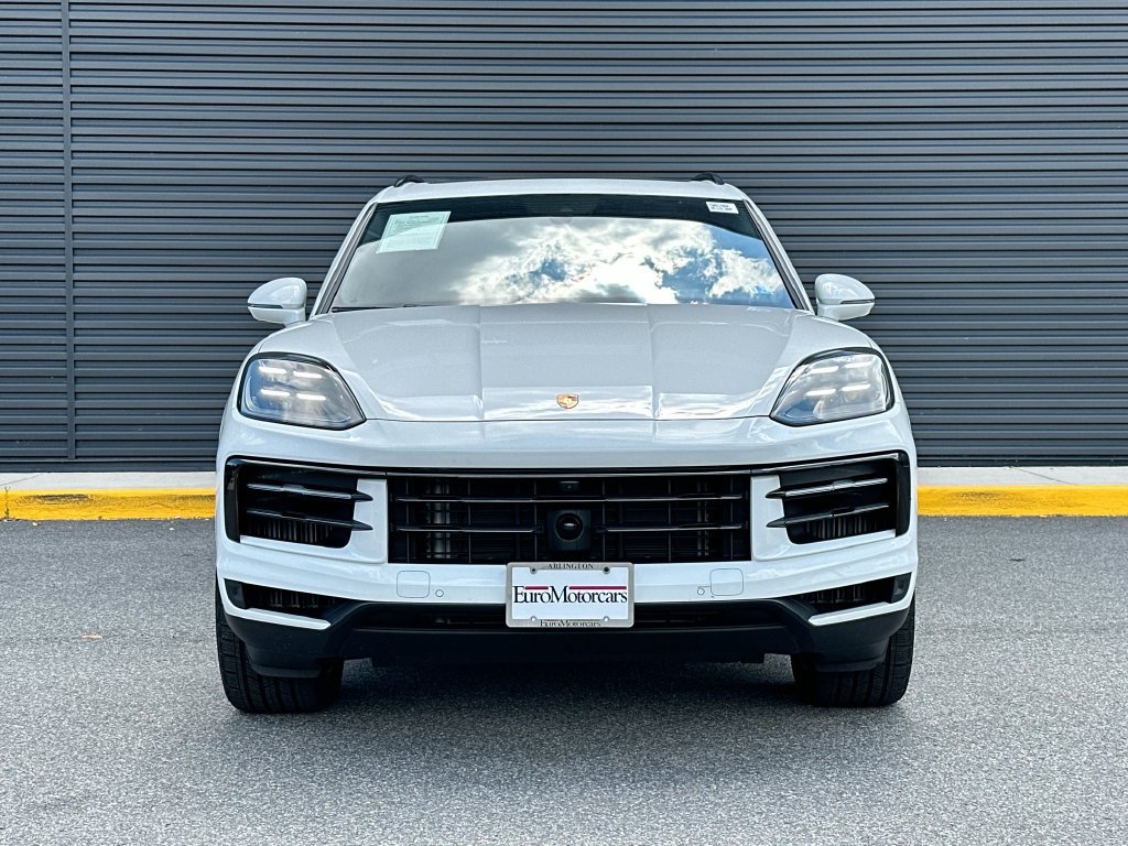 Certified 2026 Porsche Cayenne AWD/4WD image 6