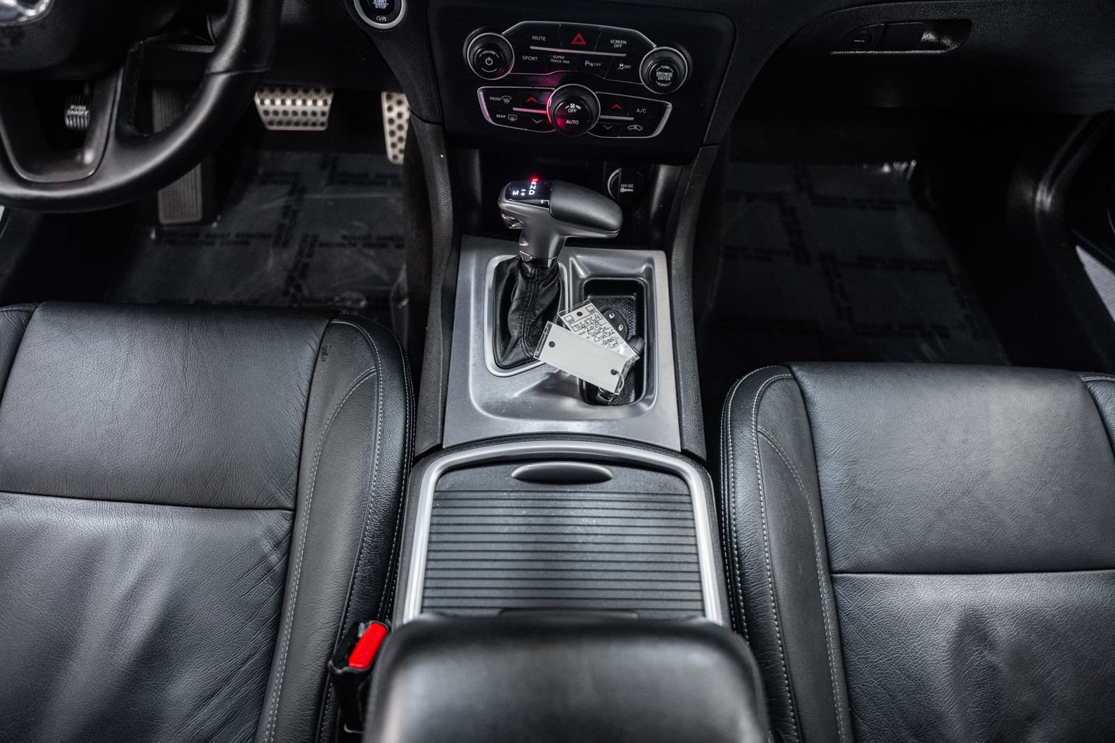 Used 2019 Dodge Charger GT w/ Cold Weather Package RWD image 28
