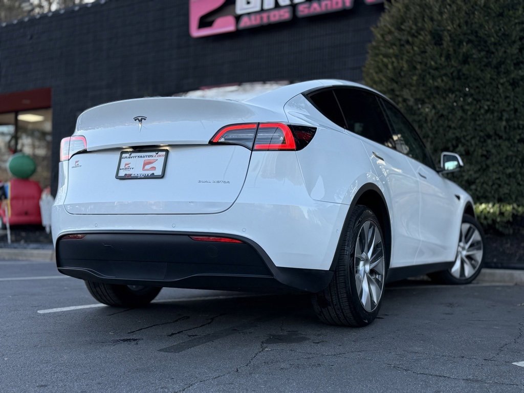 Used 2021 Tesla Model Y Long Range image 13